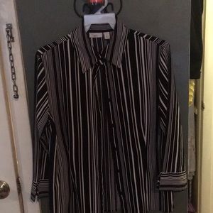 Apt 9 dress shirt. Great condition
